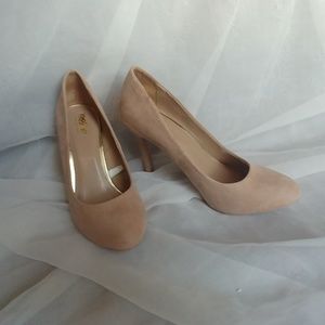 Mossimo suede heels
